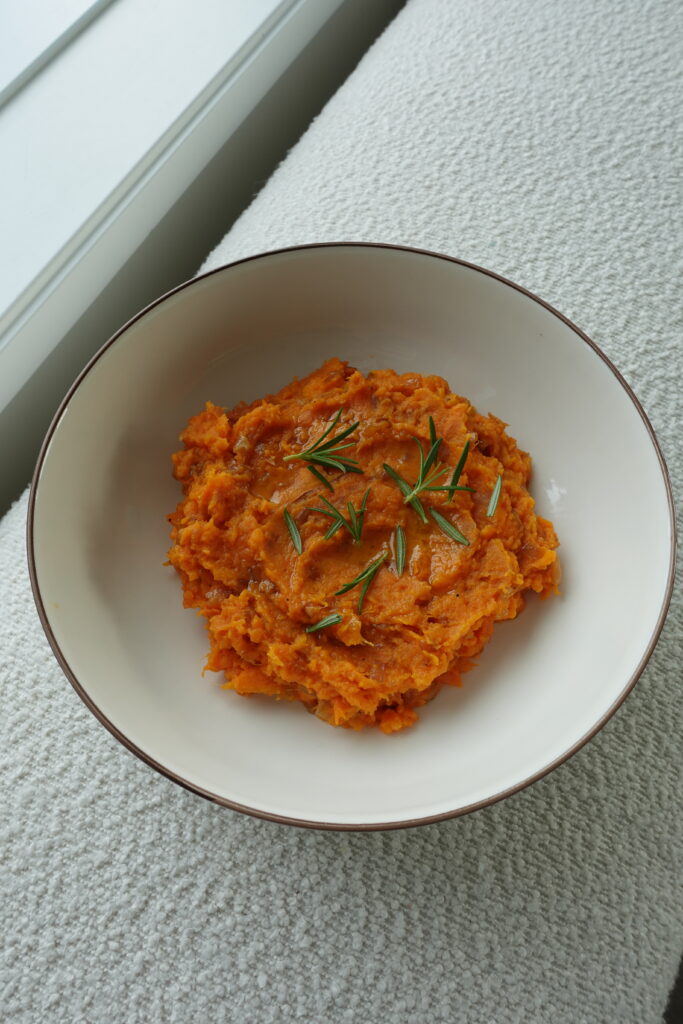 caramelized onion mashed sweet potatoes