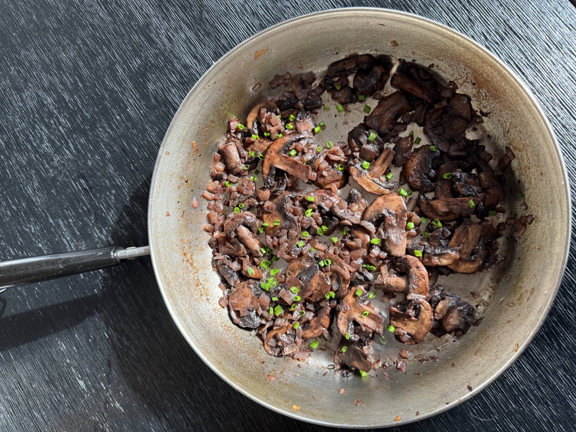 red wine sautéed mushrooms