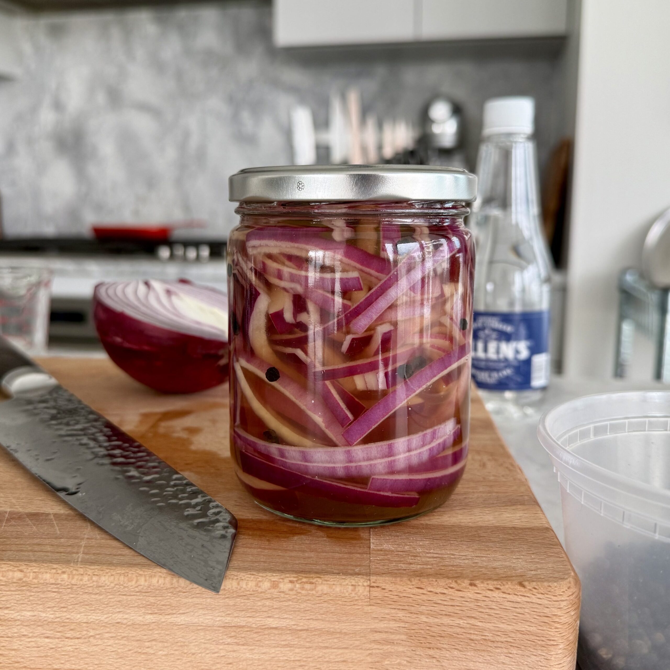 red onions pickled